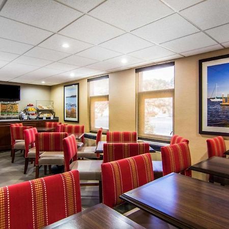 Mulberry Inn Newport News Exterior foto